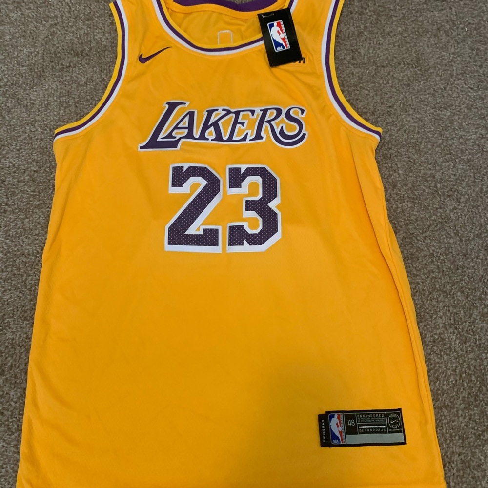 NEW Nike Labron James Lakers Jersey size 48